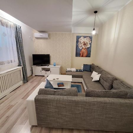 Morii Lake Special Apartment Bukarest Exterior foto