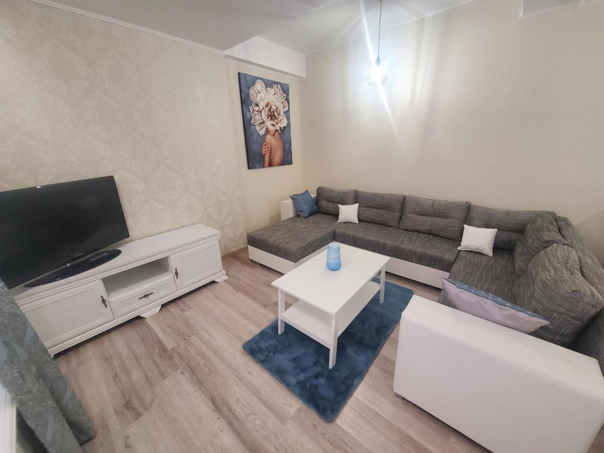 Morii Lake Special Apartment Bukarest Exterior foto