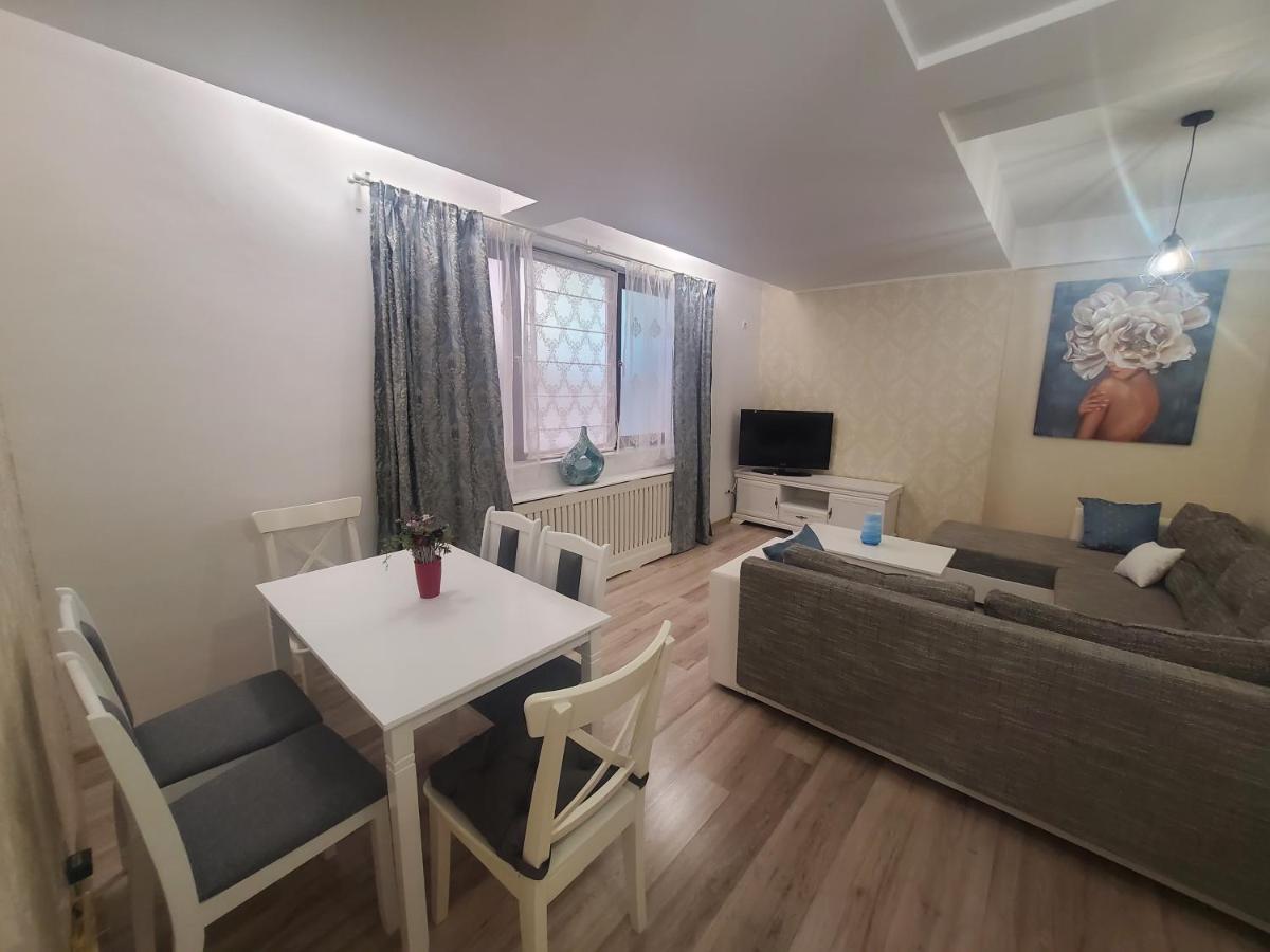 Morii Lake Special Apartment Bukarest Exterior foto