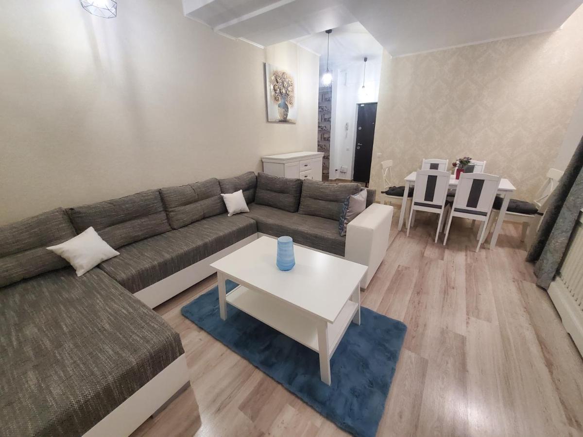 Morii Lake Special Apartment Bukarest Exterior foto