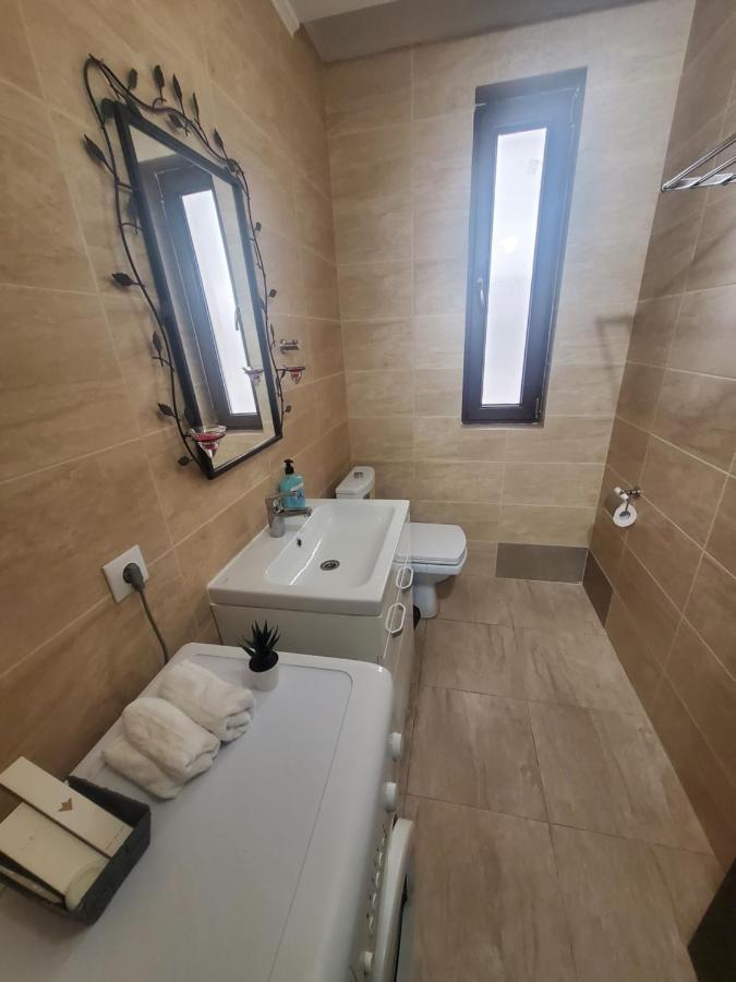 Morii Lake Special Apartment Bukarest Exterior foto