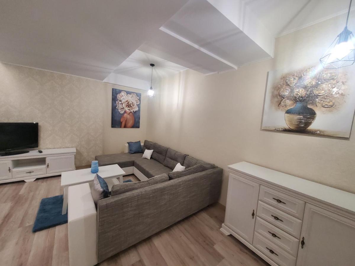 Morii Lake Special Apartment Bukarest Exterior foto